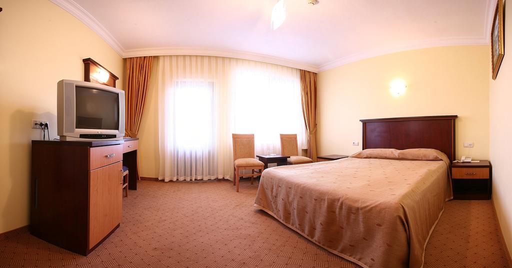 Kozakli Grand Termal Hotel Phòng bức ảnh